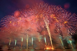 諏訪湖祭湖上花火大会